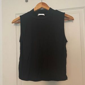 Italic lightweight sleeveless mockneck top - Sz L